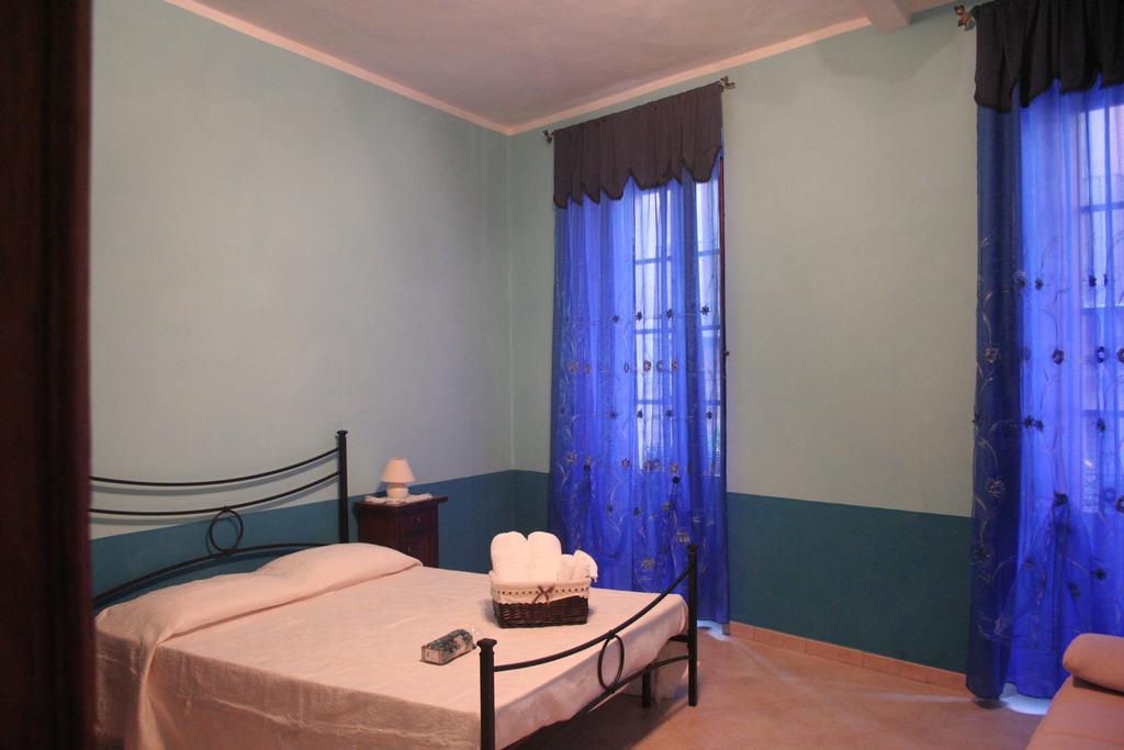 B&B Su Maimoni Iglesias Luaran gambar