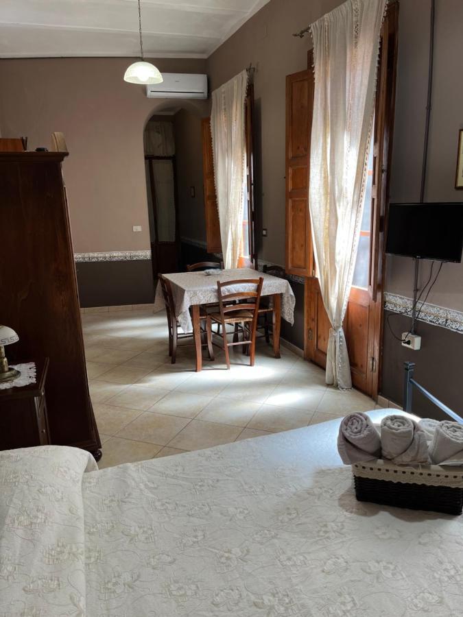 B&B Su Maimoni Iglesias Luaran gambar